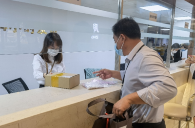 直擊羅湖恢復生產(chǎn)秩序首日 “工作讓我更有動力”